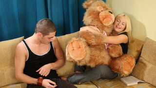 Young Brittany's First Anal Scene - exklusiv porr REDPORN.TOP